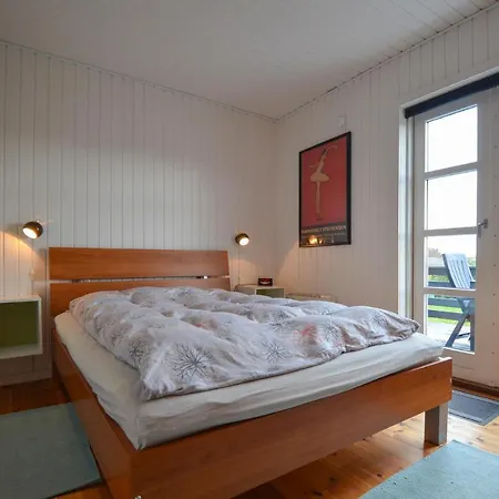 Awesome In W/ 3 Bedrooms Casa vacanze Rønde