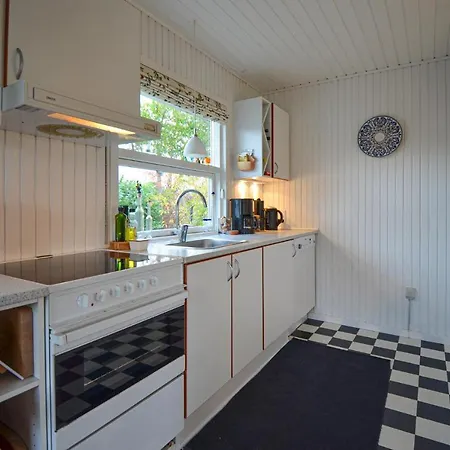 Casa vacanze Awesome In W/ 3 Bedrooms Rønde